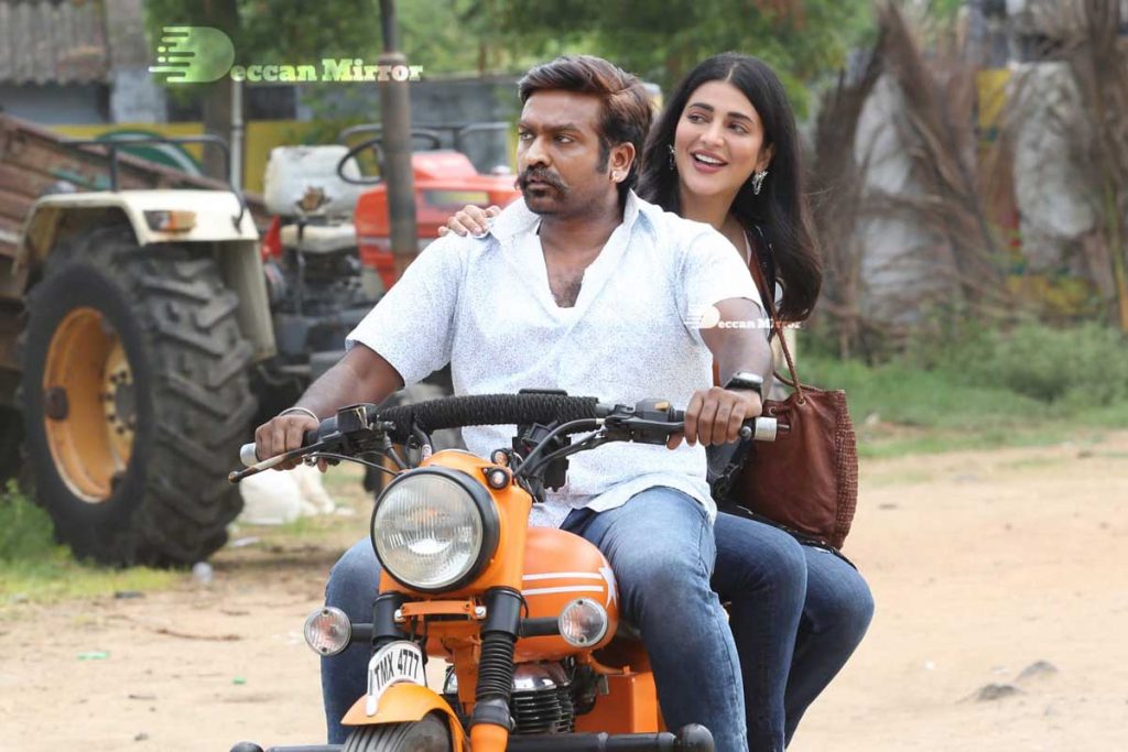 Laabam poster with Vijay Sethupathi and Shruti Haasan
