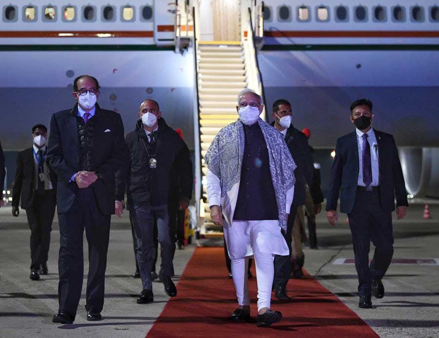 Prime-Minister-Modi-lands-in-Rome