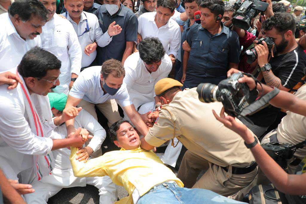 Rahul-Gandhi-in-protests