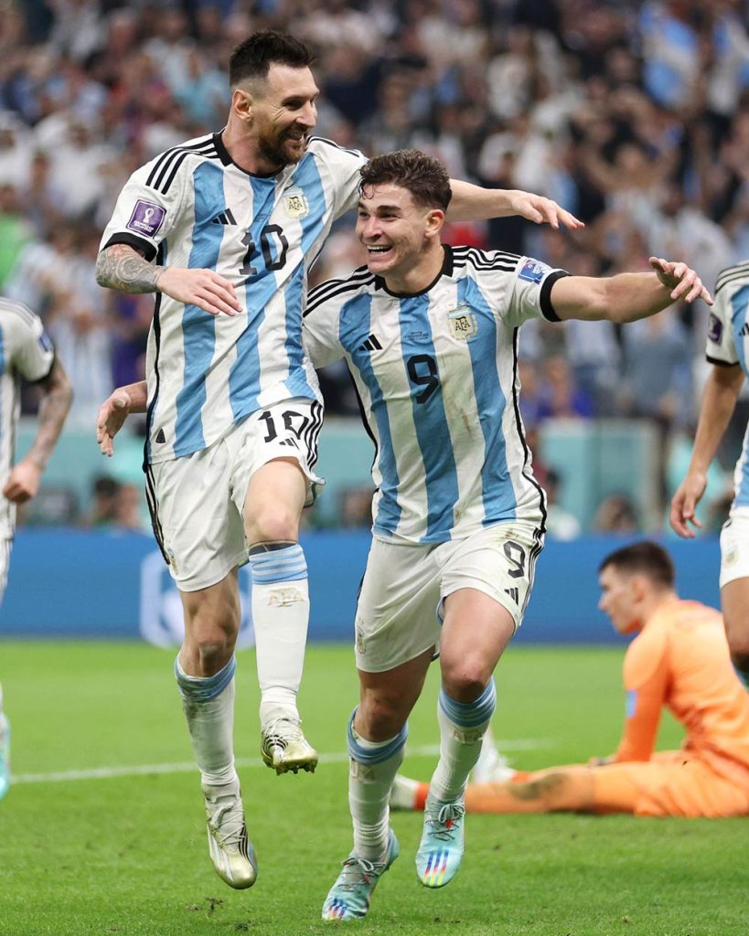 Messi and Alvarez after win against croatia in the world cup