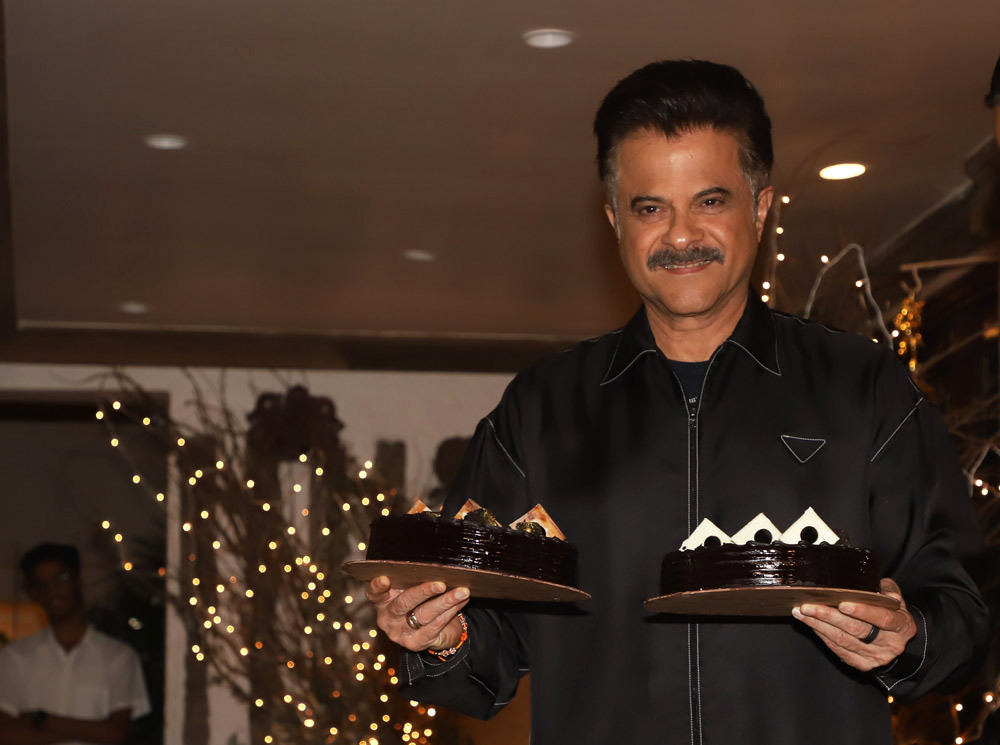 Anil Kapoor celebrates his 66th Birthday - See Pics » Deccan Mirror
