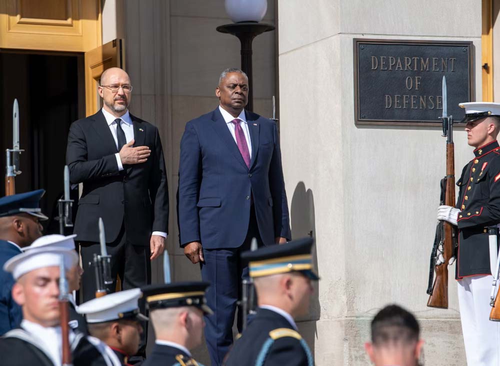 Lloyd-Austin-and-Shmyhal