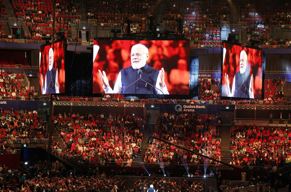 Modi-on-big-screen