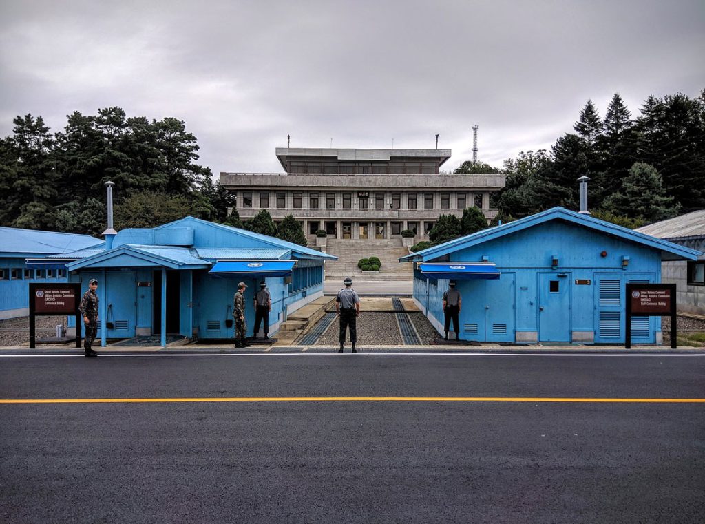 demilitarized zone between north and south korea