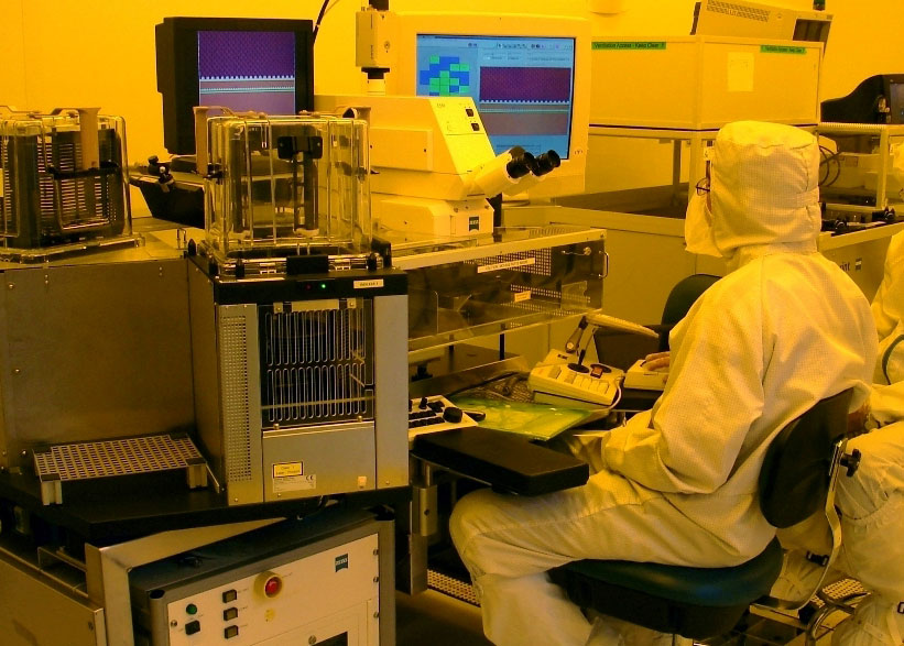 India-semiconductor-chip-production