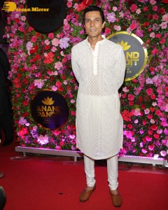 Bollywood Superstars Amitabh Bachchan, Akshay Kumar and Hrithik Roshan attend Anand Pandit's Diwali Party