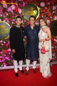 Bollywood Superstars Amitabh Bachchan, Akshay Kumar and Hrithik Roshan attend Anand Pandit's Diwali Party