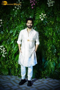 Kriti Sanon and Nupur Sanon's Diwali Party attended by Rakul Preet Singh and Ananya Panday