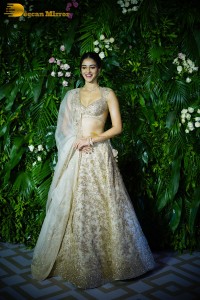 Kriti Sanon and Nupur Sanon's Diwali Party attended by Rakul Preet Singh and Ananya Panday