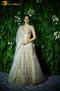 Kriti Sanon and Nupur Sanon's Diwali Party attended by Rakul Preet Singh and Ananya Panday