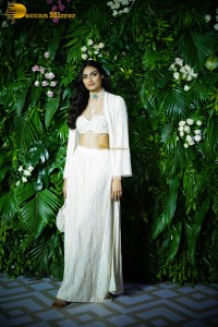 Kriti Sanon and Nupur Sanon's Diwali Party attended by Rakul Preet Singh and Ananya Panday