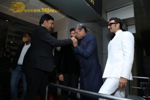 83 movie premiere held in Mumbai attended by cricketers Kapil Dev and Srikanth