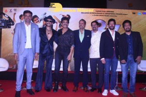 83 movie team interacts with media on December 23, 2021