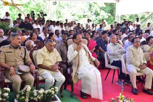 Akkineni Nageswara Rao Statue Inauguration attended by Nagarjuna, Amala, Naga Chaitanya, Akhil, Mahesh Babu, Ram Charan, Nani, and Venkiah Naidu