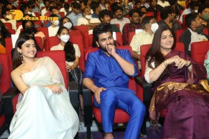 Sai Pallavi, Keerthy Suresh, Rashmika and Khushbu at the pre-release function of Aadavallu Meeku Johaarlu