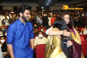 Sai Pallavi, Keerthy Suresh, Rashmika and Khushbu at the pre-release function of Aadavallu Meeku Johaarlu