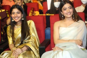 Sai Pallavi, Keerthy Suresh, Rashmika and Khushbu at the pre-release function of Aadavallu Meeku Johaarlu