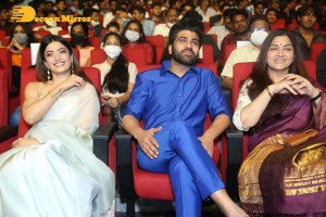 Sai Pallavi, Keerthy Suresh, Rashmika and Khushbu at the pre-release function of Aadavallu Meeku Johaarlu