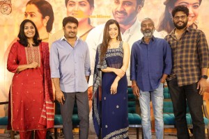 Pictures of Aadavallu Meeku Johaarlu Pre-Release Press Meet - attended by Rashmika Mandanna, Jhansi and others.