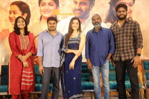 Pictures of Aadavallu Meeku Johaarlu Pre-Release Press Meet - attended by Rashmika Mandanna, Jhansi and others.