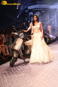 Aahana Kumra ramp walk at Bombay Times Fashion Week
