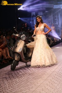 Aahana Kumra ramp walk at Bombay Times Fashion Week