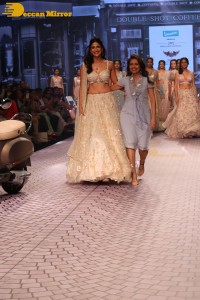 Aahana Kumra ramp walk at Bombay Times Fashion Week