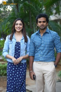 Aakasam Press Meet - attended by Ashok Selvan, Ritu Varma and Shivathmika