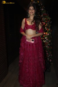 Aaliyah Kashyap sundowner party attended by Khushi Kapoor, Orry, Anjini Dhawan, Alaya F, and others