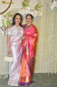 Aamir Khan’s daughter Ira’s wedding reception attended by Mukesh and Nita Ambani, Genelia and Riteish, Malavika Mohanan, Salman, Rakul Preet, Rekha, Hema Malini, Aditi Rao, Sushmita Sen, Shriya, Sachin Tendulkar, Anil Kapoor, Ranbir Kapoor, Shruti Haasan, Kangana Ranaut, and others