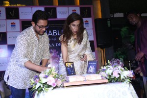Aamir Khan launches Shobhaa De’s book Insatiable on Feb 10, 2023