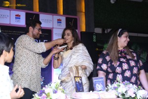 Aamir Khan launches Shobhaa De’s book Insatiable on Feb 10, 2023