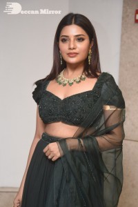 Aathmika-19