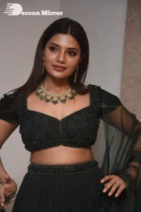 Aathmika-36
