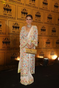 Abu Jani Sandeep Khosla Store Launch attended by Nita Ambani, Sonali Bendre, and other Celebrities