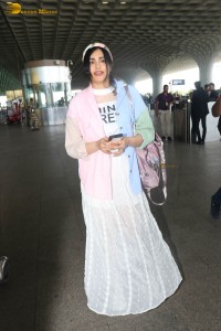 actress adah sharma spotted at mumbai airport in june 2023