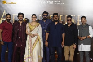 Adipurush Trailer Launch attended by Prabhas, Kriti Sanon and Om Raut