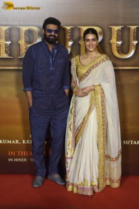 Adipurush Trailer Launch attended by Prabhas, Kriti Sanon and Om Raut