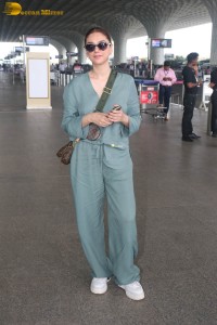 actress aditi rao hydari spotted at the airport