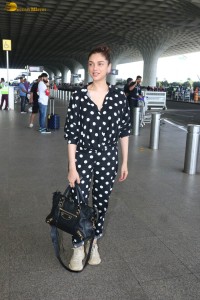 actress aditi rao hydari at airport