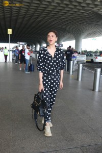 actress aditi rao hydari at airport