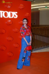 actress Aditi Rao Hydari sports a chic look at an event