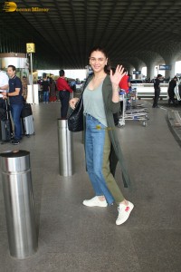 Aditi Rao Hydari gorgeous looks at mumbai airport