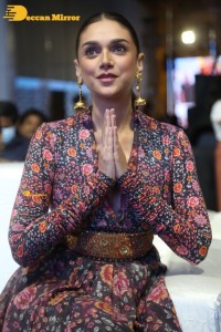 Aditi Rao Hydari looking cute at Hey Sinamika Pre-Release Function