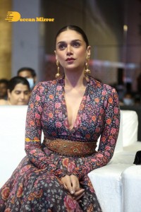 Aditi Rao Hydari looking cute at Hey Sinamika Pre-Release Function