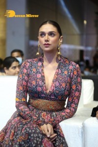 Aditi Rao Hydari looking cute at Hey Sinamika Pre-Release Function