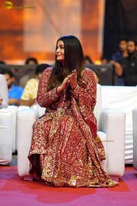 bollywood star Aishwarya Rai in a red salwar dress at ponniyin selvan event