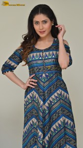 Indian Actress Aishwarya Raj Bhakuni photoshoot in a blue salwar dress