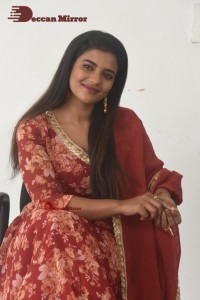 Aishwarya-Rajesh-35