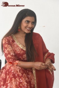 Aishwarya-Rajesh-38